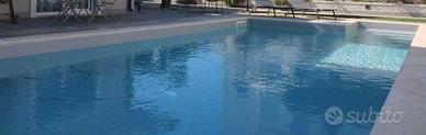 Finiture di pregio, piscina, abitazione e b&b