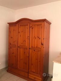 armadio in vero legno 