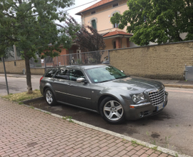 Chrysler 300 c grigio canna di fucile