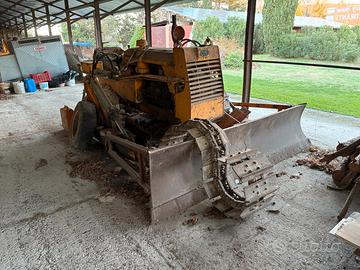 Trattore cingolato OM AD 5