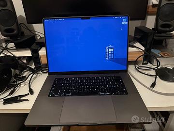 Macbook Pro M1 Max 16,2"