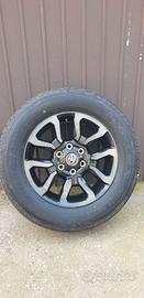 Cerchi e gomme Toyota Hilux NUOVI 265/60/18