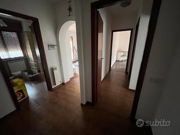 Privato vende appartamento