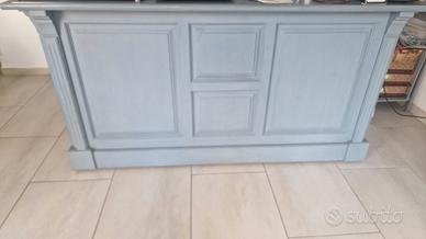 Bancone classico in legno