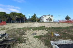 TER. RESIDENZIALE A CORIANO