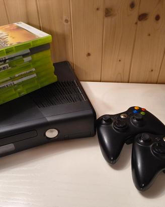 XBOX 360 CON GIOCHI INCLUSI 