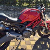 Ducati Monster 696 - 2008