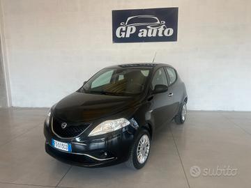 Lancia Ypsilon 0.9 TwinAir 85 CV 5 porte Metano Ec