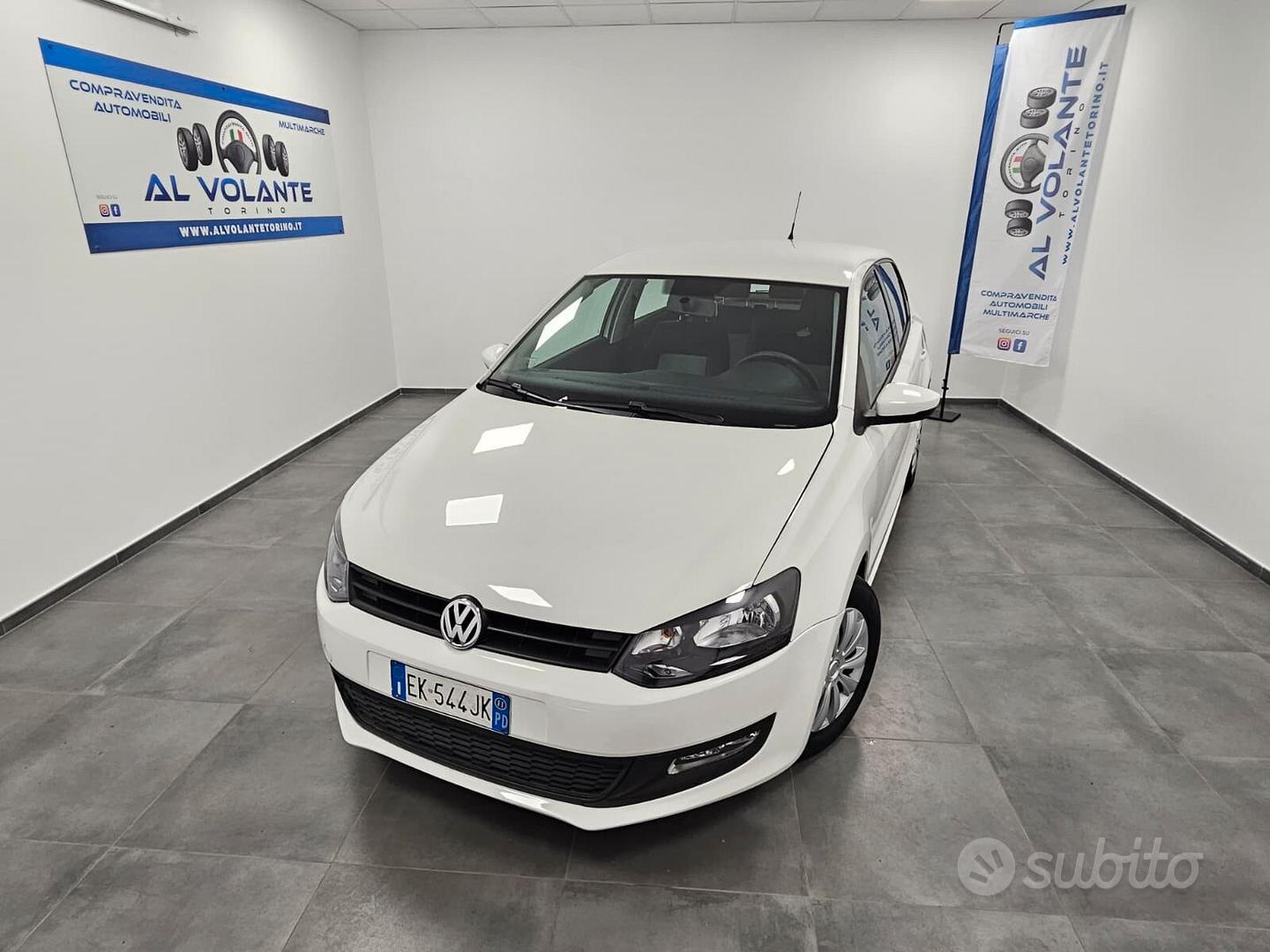 Volkswagen Polo 2011 photo 2