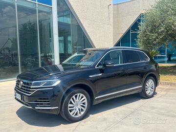 Volkswagen Touareg 3.0 V6 tdi Advanced R-Line Exte