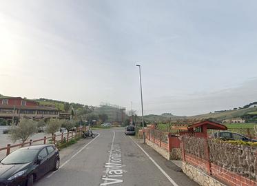 Monterotondo scalo trilocale con balcone\p.auto