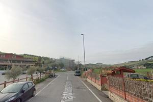 Monterotondo scalo trilocale con balcone\p.auto