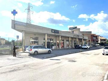 Immobile di 160 m² con 4 locali a Rieti