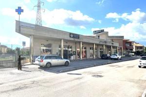 Immobile di 160 m² con 4 locali a Rieti