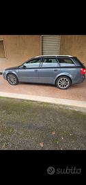 audi a 4 quatro per ricambi si vende intera 