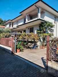 Villa bifamiliare a Cornaredo 10 minuti dalla MM