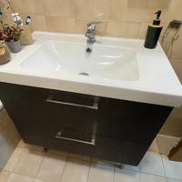 Lavandino ikea mobile cassetti