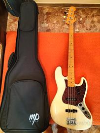 Basso elettrico Fernandes Jazz Bass