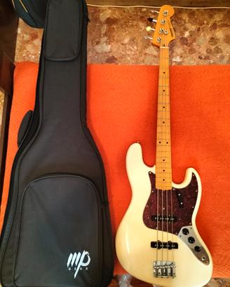 Basso elettrico Fernandes Jazz Bass
