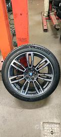 Set di 4 cerchi in lega originali BMW e pneumatici