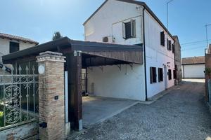 CAVARZERE: 118B: Porzione di bifamiliare