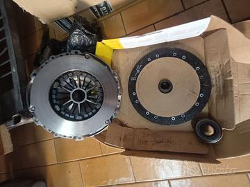 Kit frizione Citroen c4 Picasso 2.0hdi