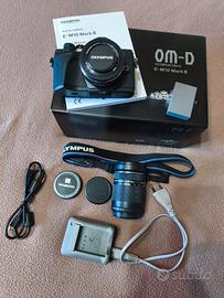 Olympus OM-D E-M10 Mark III