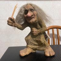 Nyform troll