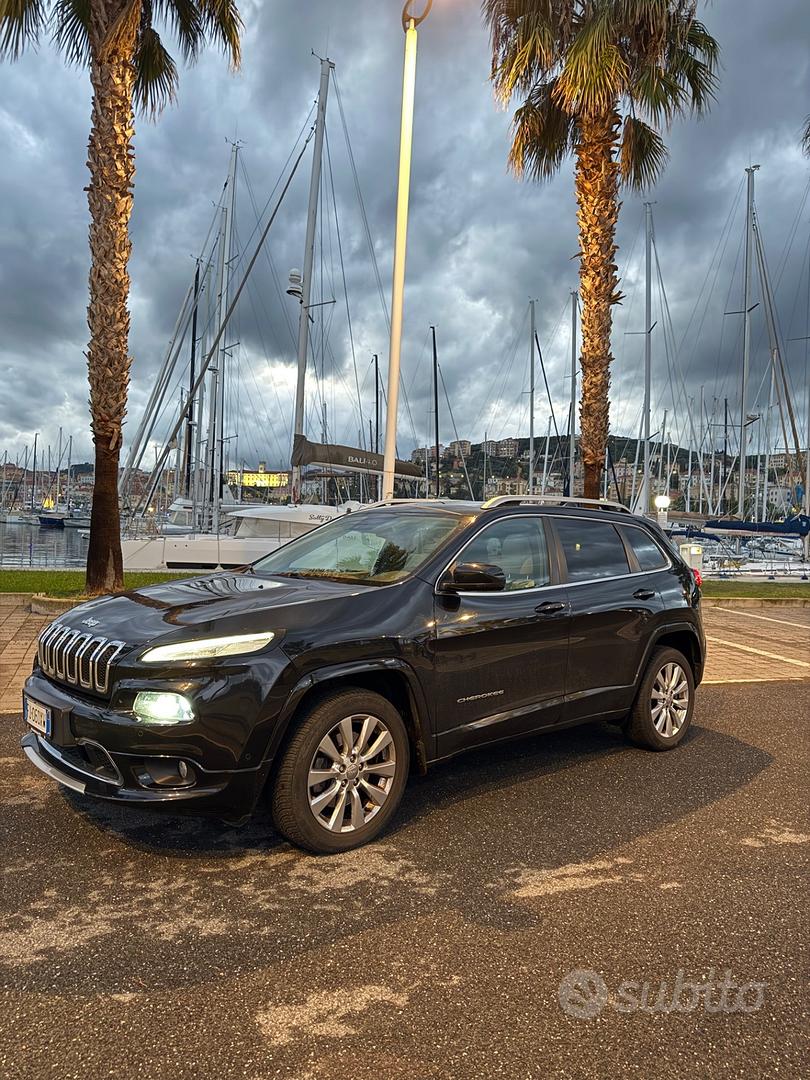 Jeep Cherokee 4ªs. 14-18