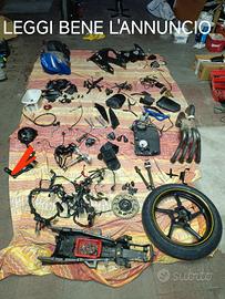 ricambi  Yamaha r1 