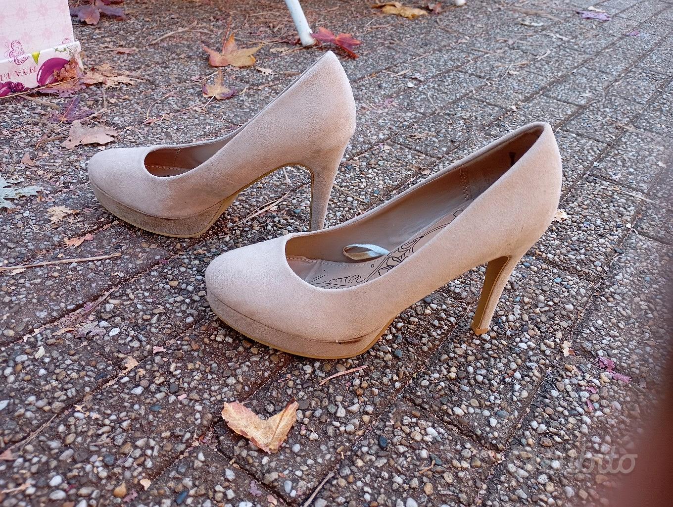 scarpe Abbigliamento e Accessori In vendita a Varese