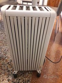 Termosifone elettrico DE LONGHI portatile ad olio