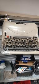 macchina da scrivere  lexikon 80 Olivetti 