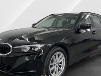 BMW 318 i Touring auto