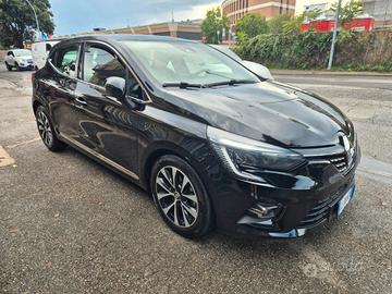 Renault Clio Full Hybrid E-Tech 140 CV 5 porte