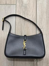 Le 5 à 7 di Saint Laurent