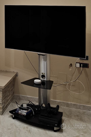 Mobile carrello per TV con supporto universale