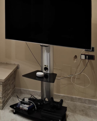 Mobile carrello per TV con supporto universale