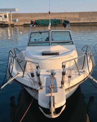 Tiara 2500 Pursuit – 250 CV Suzuki – Assetto Pesca