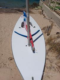 Barca a vela sunfish