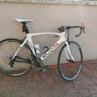 Bicicletta da corsa KUOTA mod.Karma