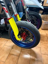 cerchi motard 17 gommati