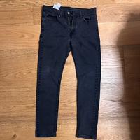 Pantaloni levis 510
