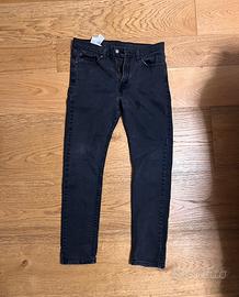 Pantaloni levis 510