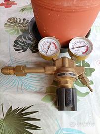 Regolatore di pressione CO2