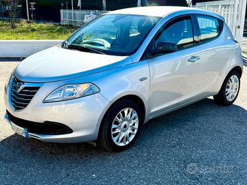 Lancia Ypsilon 1.3 MJT 16V 95 CV 5 porte S&S Silve