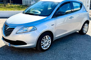 Lancia Ypsilon 1.3 MJT 16V 95 CV 5 porte S&S Silve