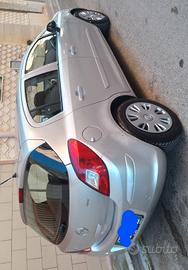 Opel corsa 2008  1000 cc benzina