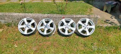 Cerchi in lega da 15 MSW disegnati da OZ 