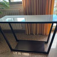 Consolle mobile ingresso Calligares